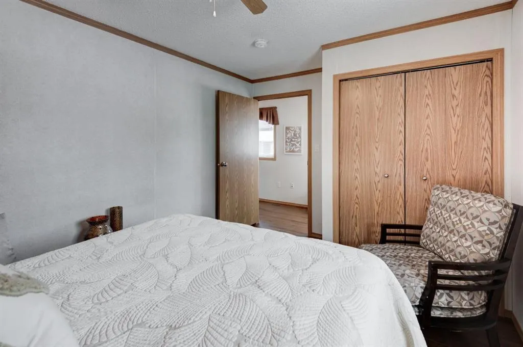 6724 17 Avenue SE, #6