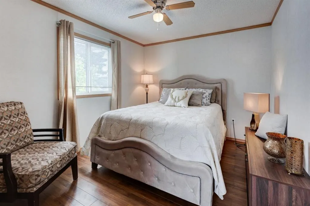 6724 17 Avenue SE, #6