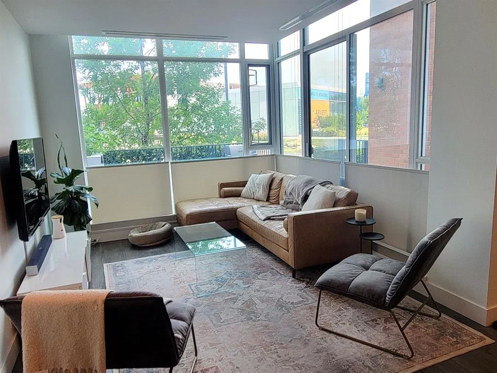 111 Confluence Mews SE