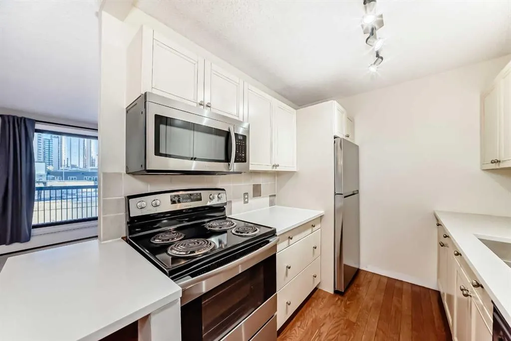 718 12 Avenue SW, #308