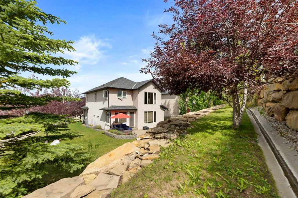 182 Sienna Park Drive SW