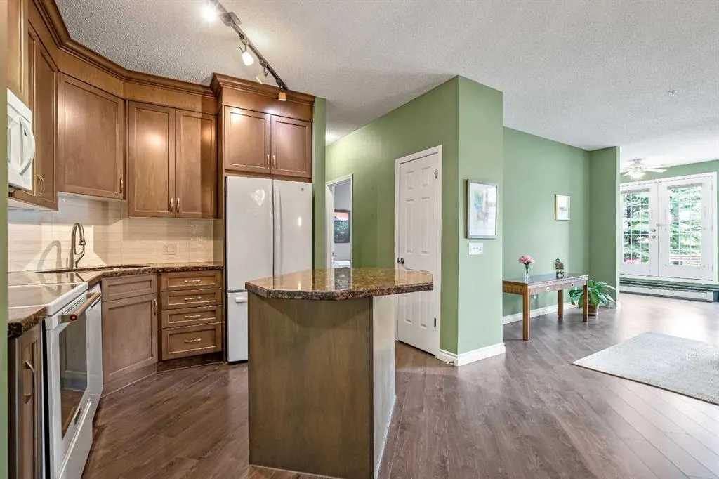 5201 Dalhousie Drive NW, #119
