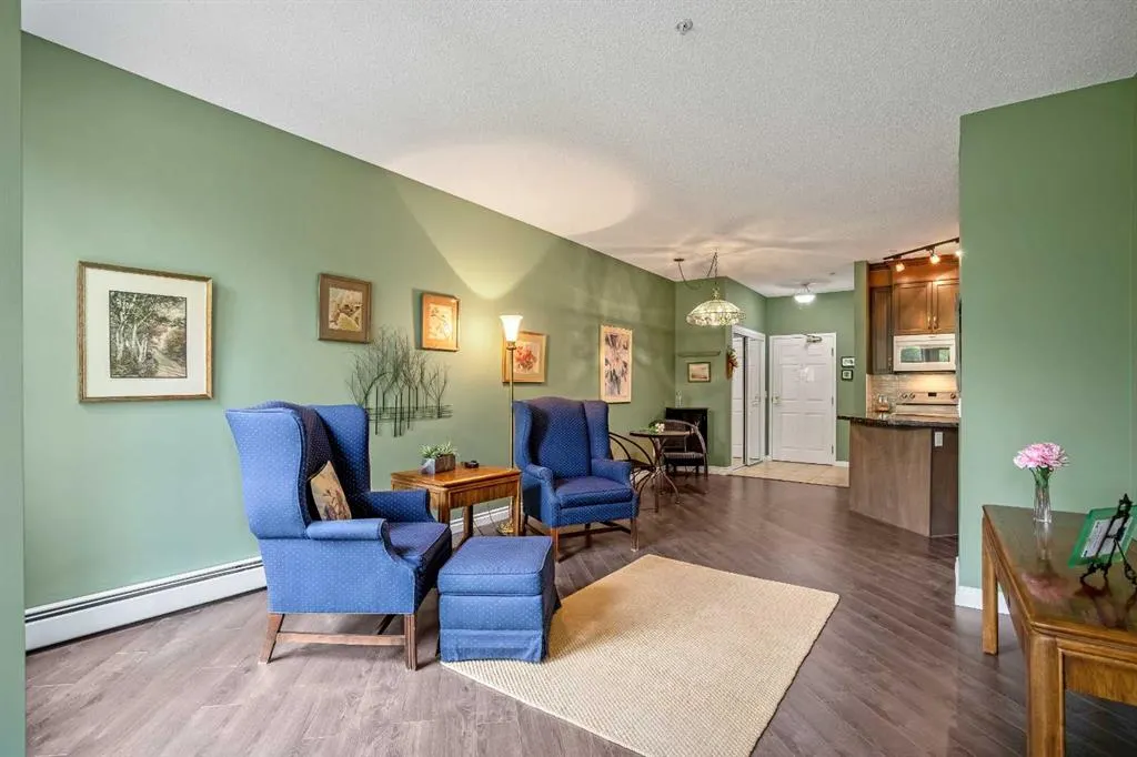 5201 Dalhousie Drive NW, #119