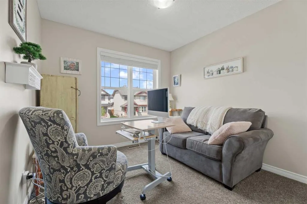 26 Crystal Shores Crescent