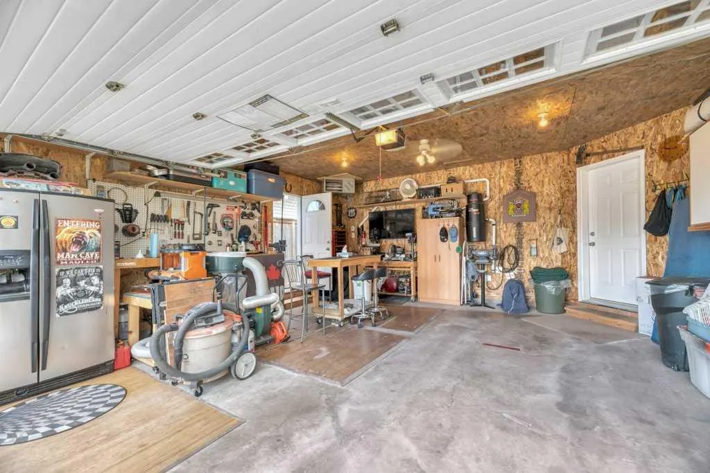 285 West Creek Springs
