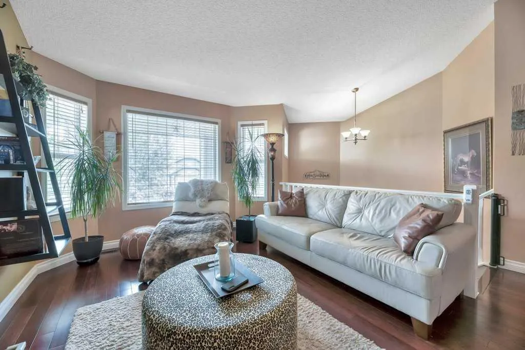 285 West Creek Springs