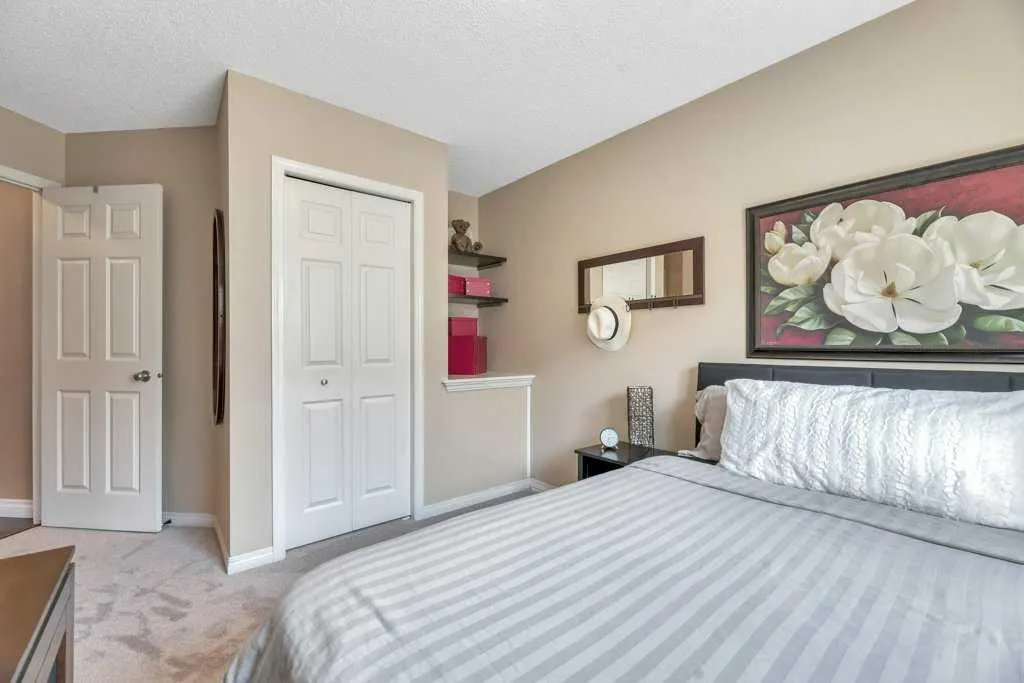 285 West Creek Springs