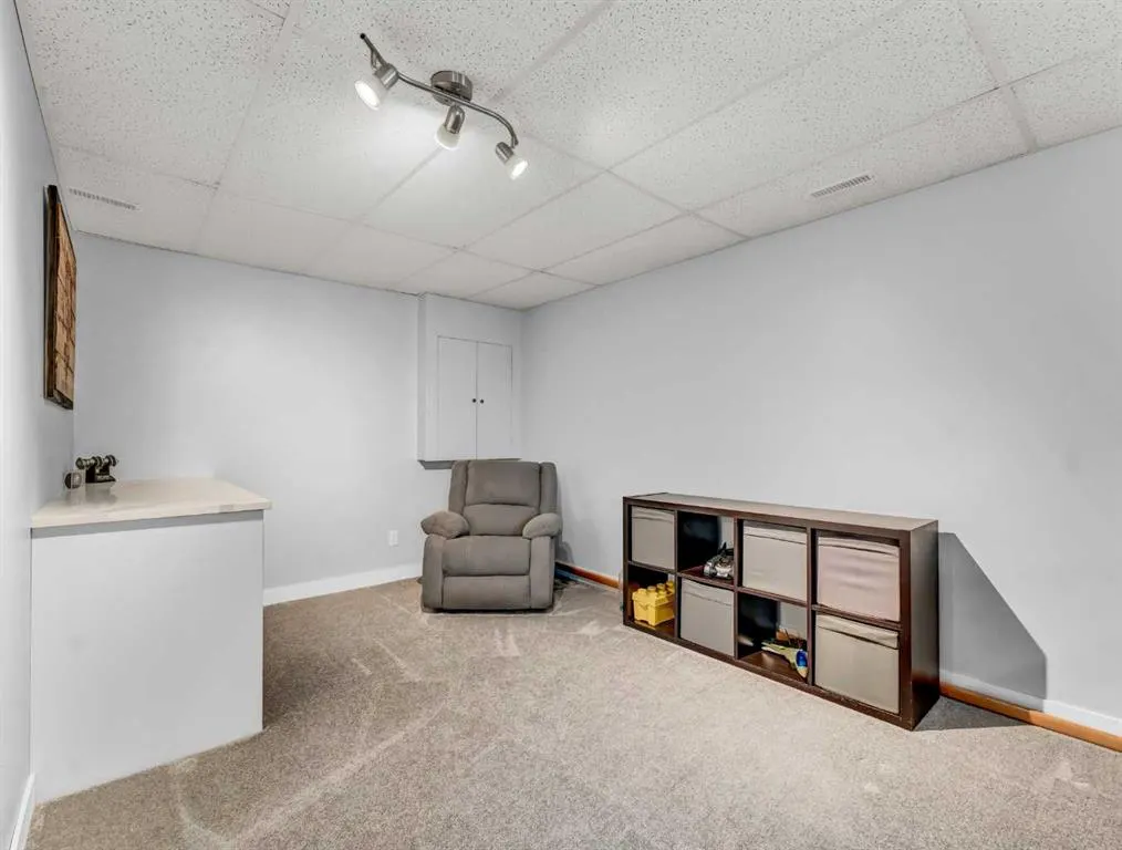 49 Vista Road SE