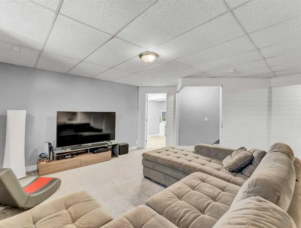 49 Vista Road SE