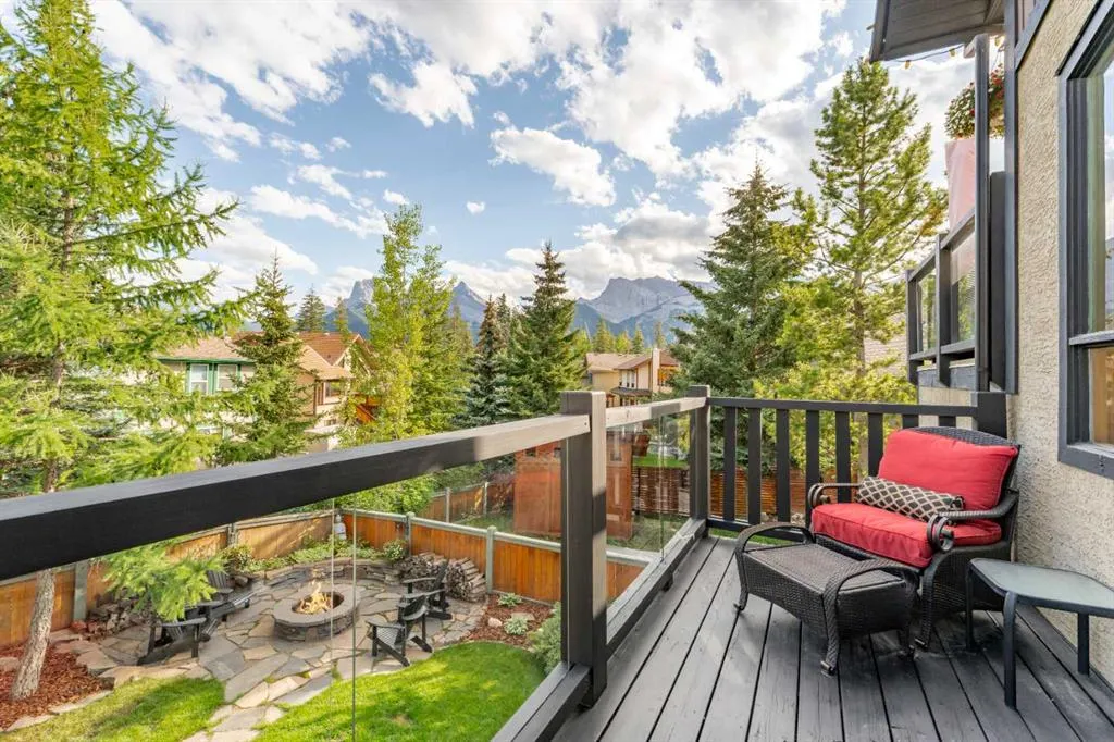 101 Wapiti Close