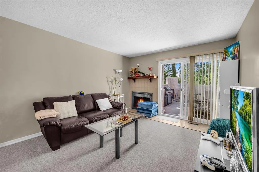 3500 Varsity Drive NW, #2417