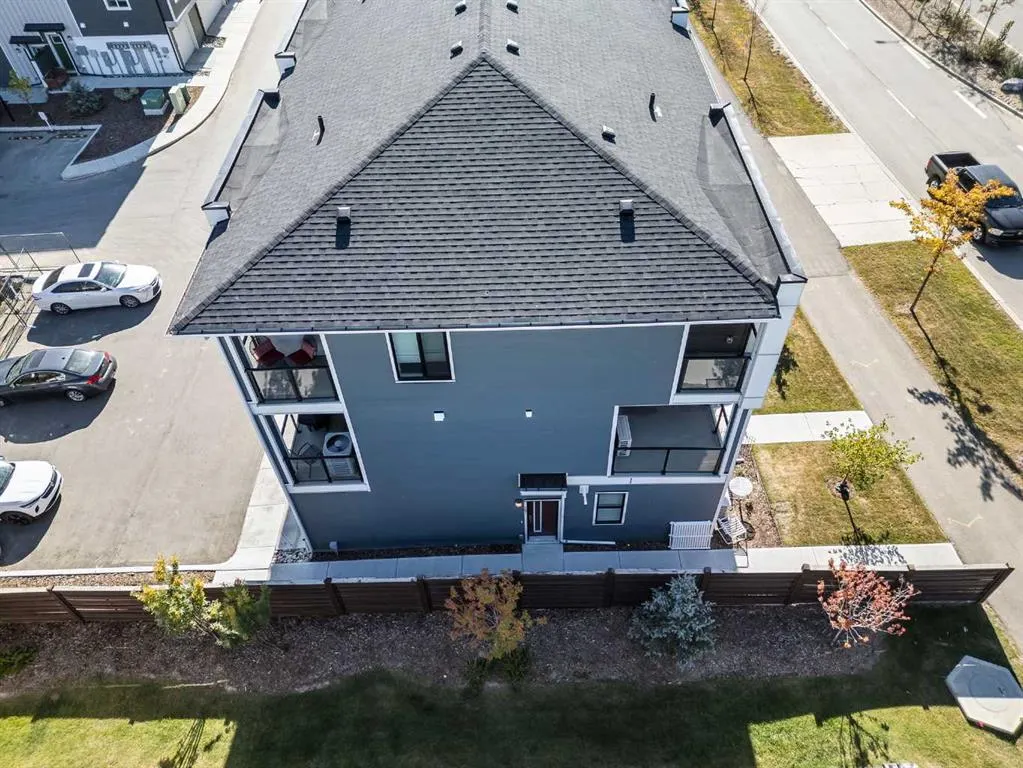380 Seton Villas SE, #121
