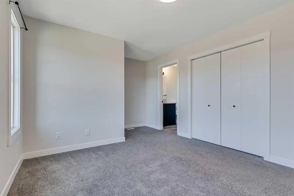 380 Seton Villas SE, #121