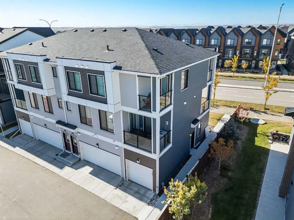 380 Seton Villas SE, #121