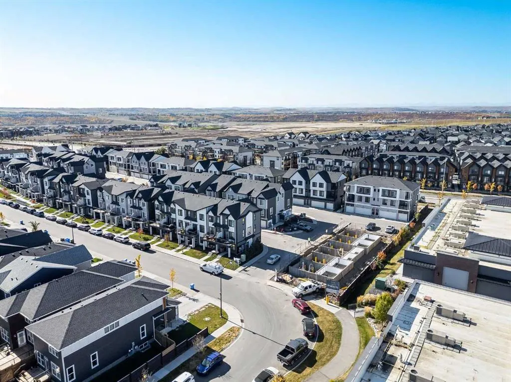 380 Seton Villas SE, #121