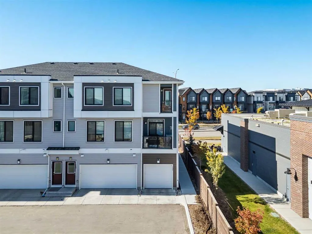 380 Seton Villas SE, #121