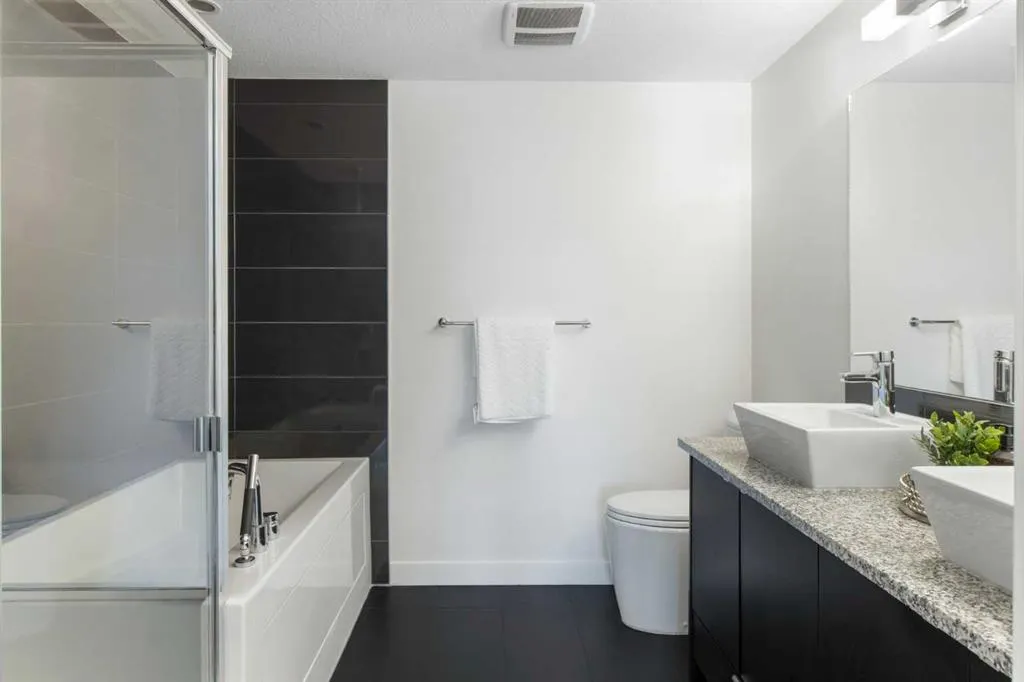 15 Aspenmont Heights SW, #103
