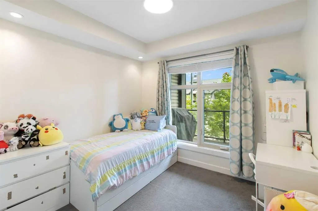 15 Aspenmont Heights SW, #103