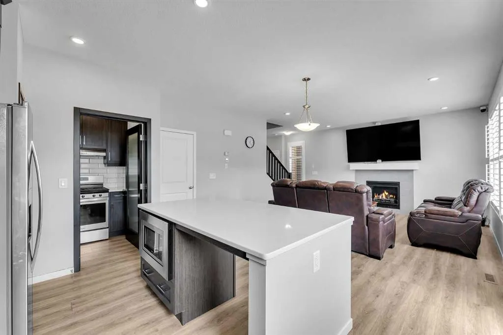 146 Red Sky Crescent NE