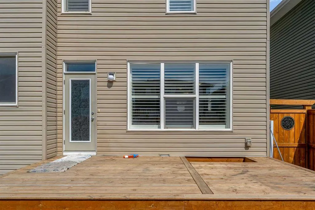 146 Red Sky Crescent NE
