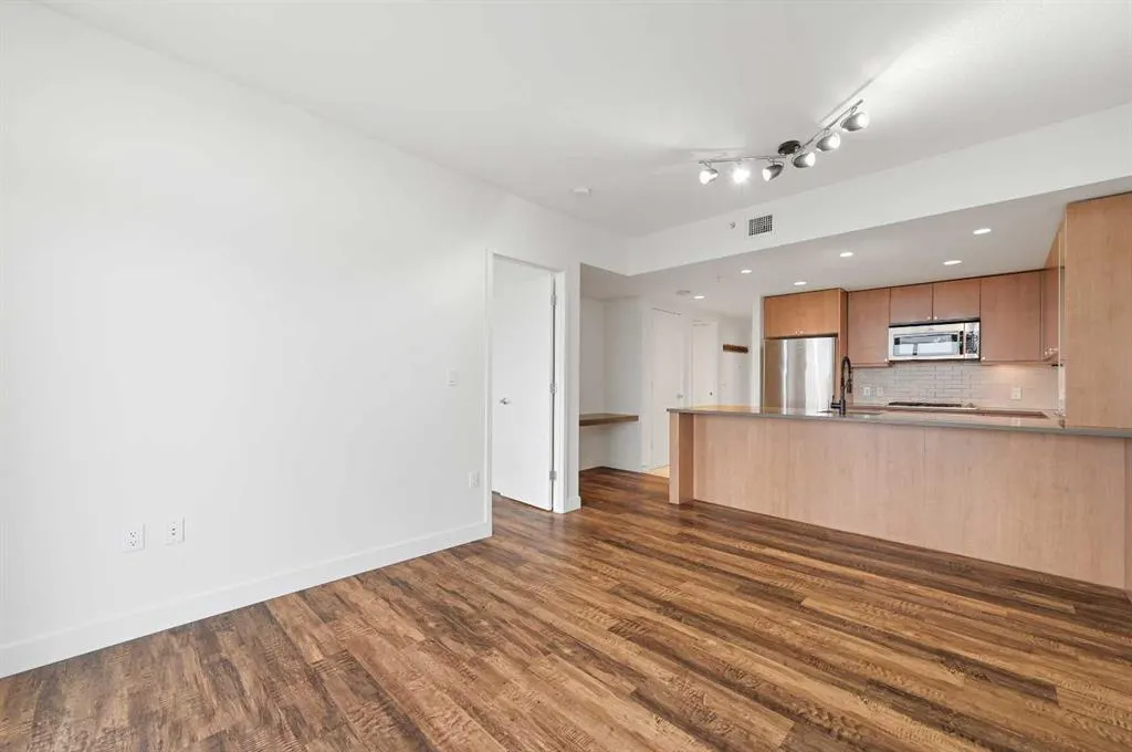 1118 12 Avenue SW, #1307