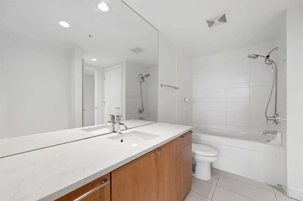 1118 12 Avenue SW, #1307