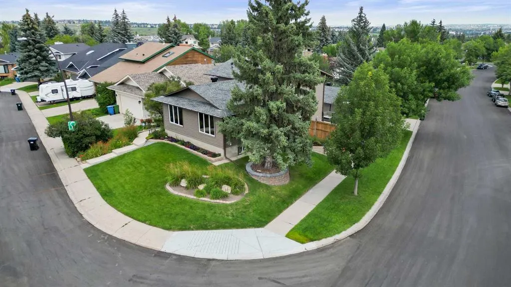 103 Sandarac Place NW