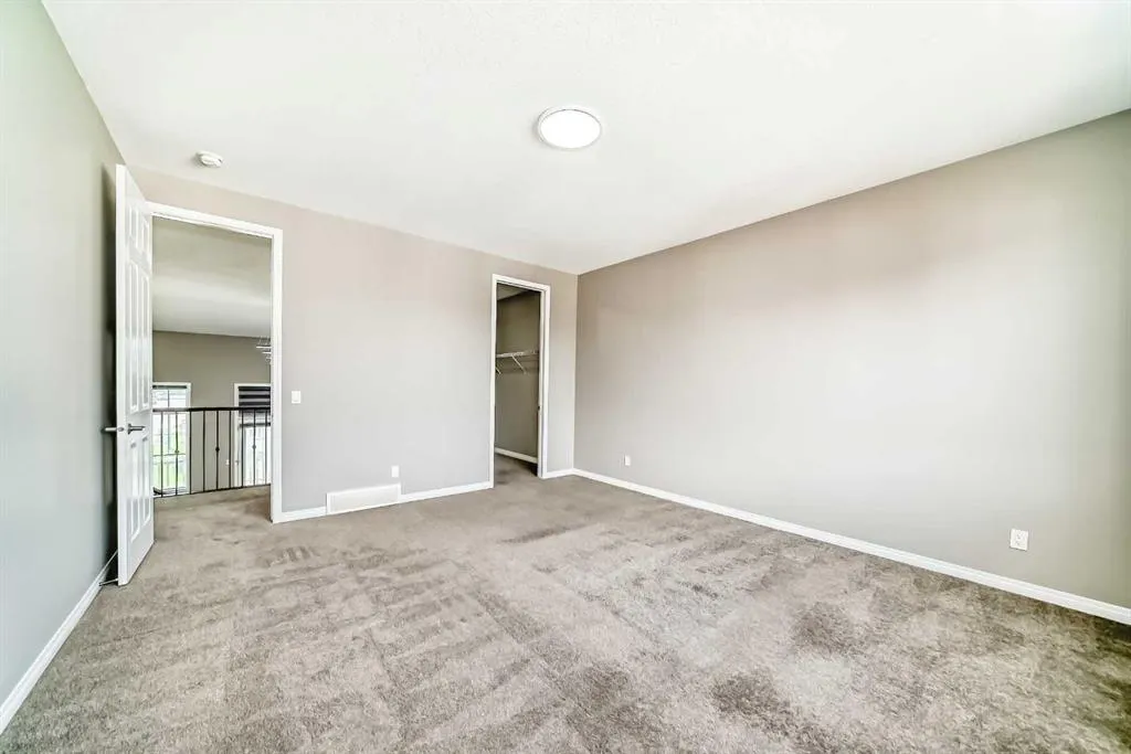 222 Cityside Road NE