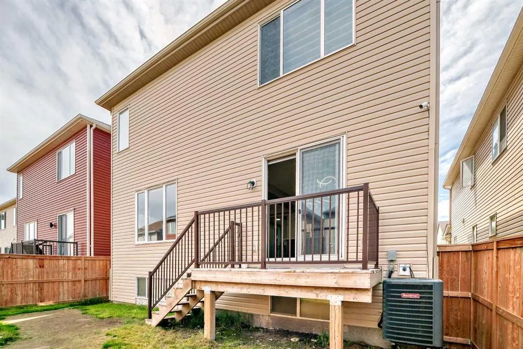 222 Cityside Road NE