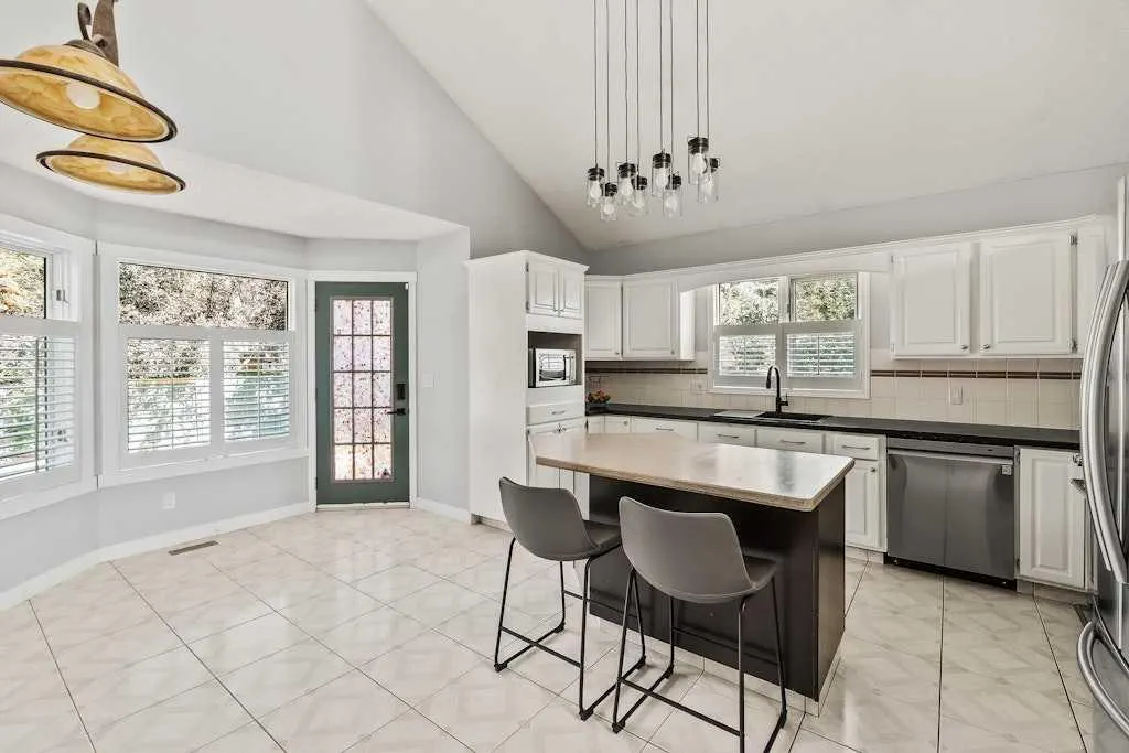 37 Woodmark Place SW