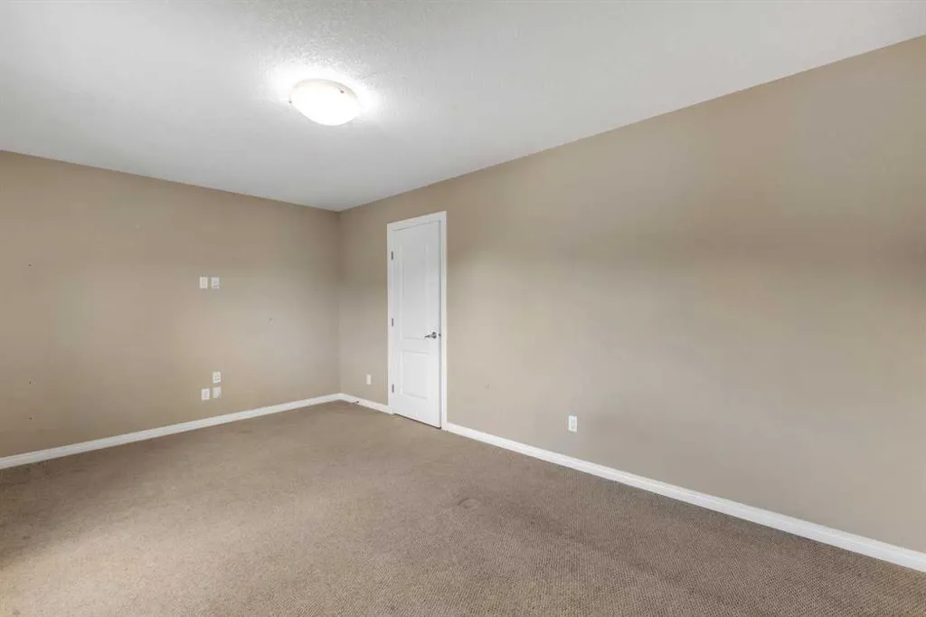 396 Skyview Shores Manor NE