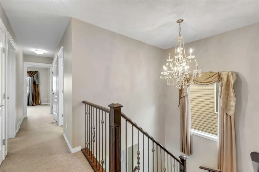 396 Skyview Shores Manor NE