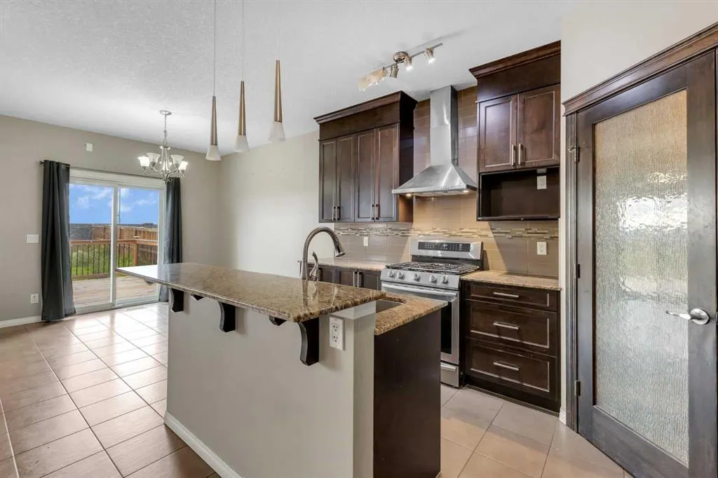 396 Skyview Shores Manor NE