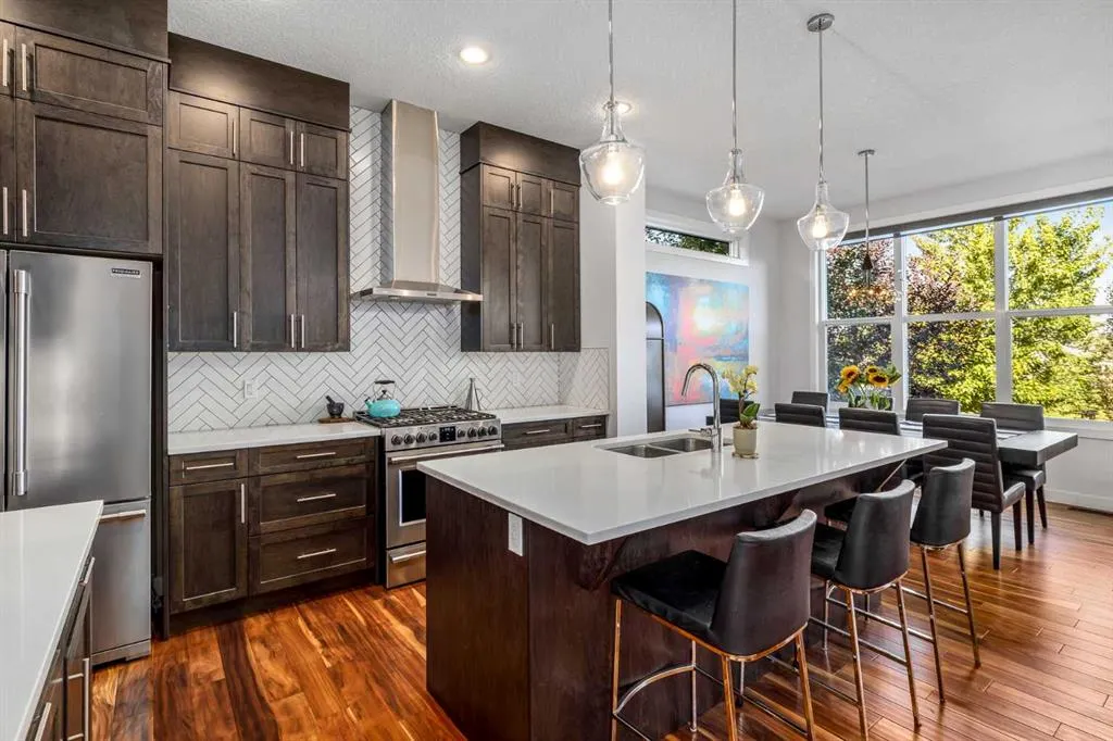 10 Cranbrook Hill SE