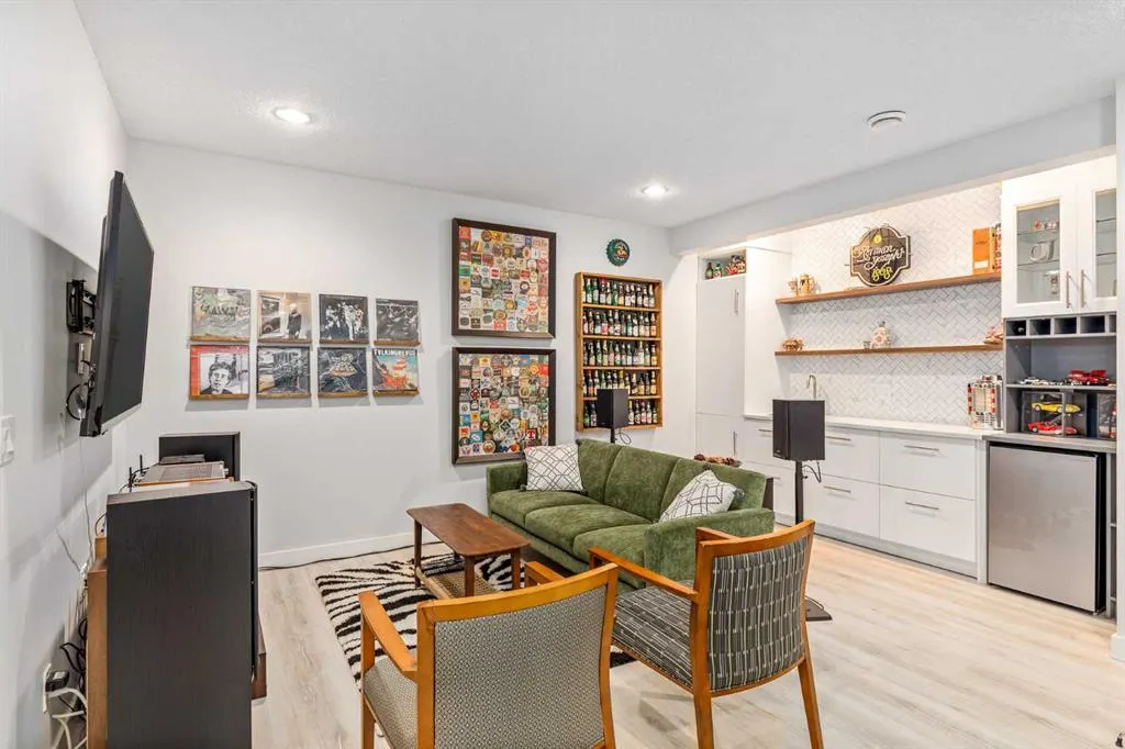 10 Cranbrook Hill SE