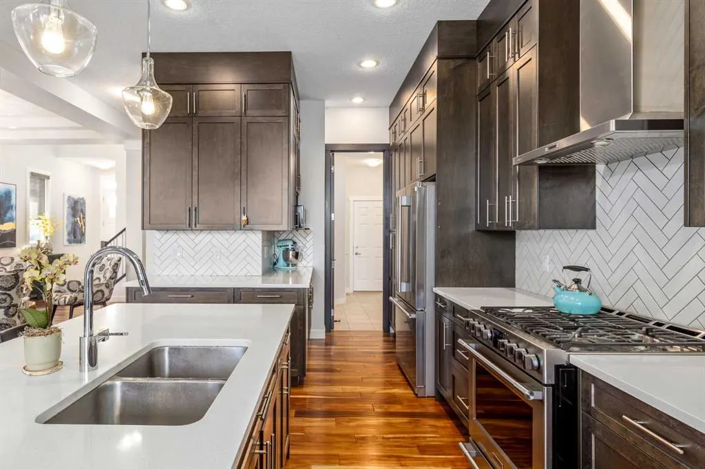 10 Cranbrook Hill SE