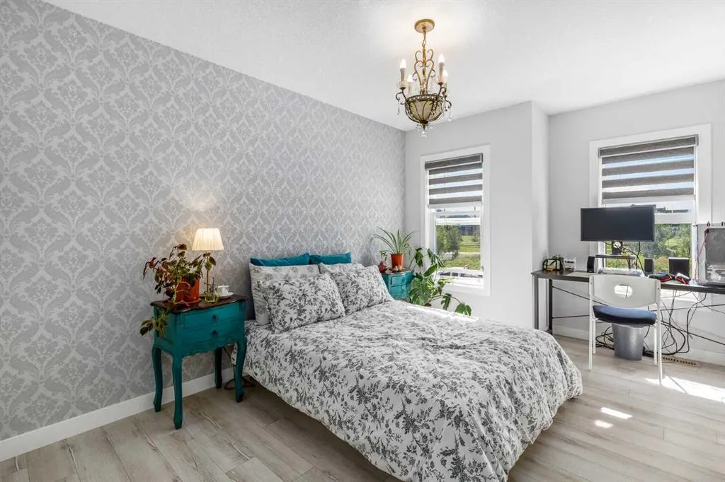 10 Cranbrook Hill SE