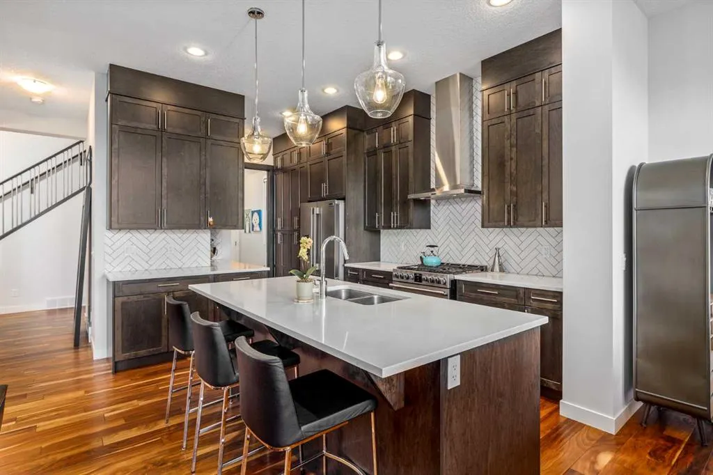 10 Cranbrook Hill SE