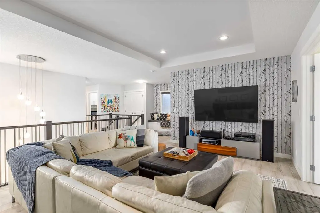 10 Cranbrook Hill SE