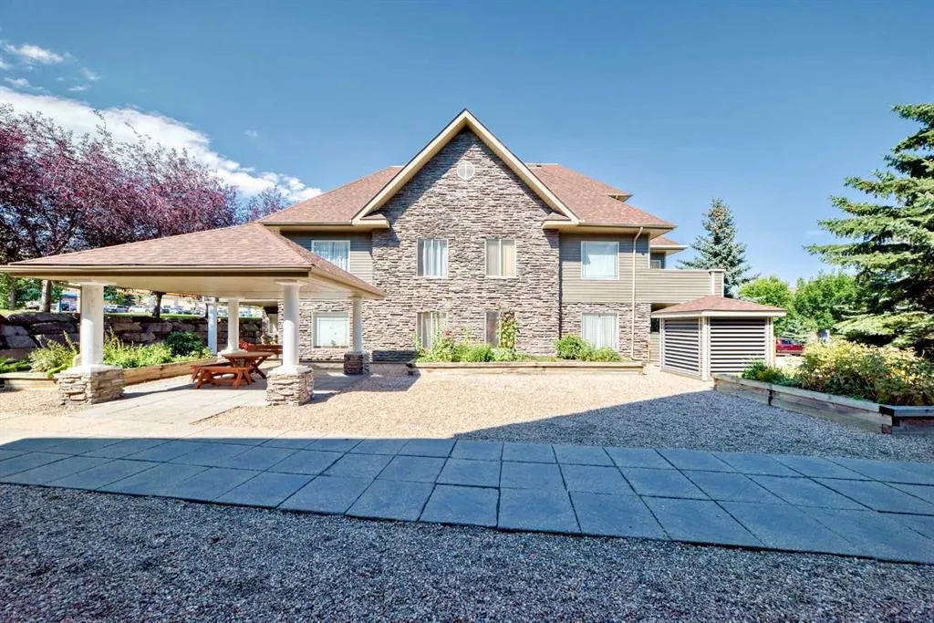 1000 Millrise Point SW, #1412