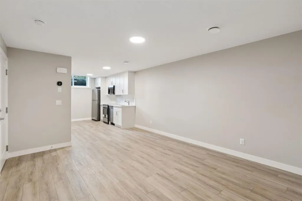 18 Alderwood Close SE