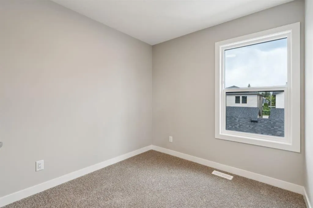 18 Alderwood Close SE