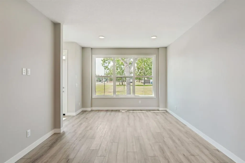 18 Alderwood Close SE