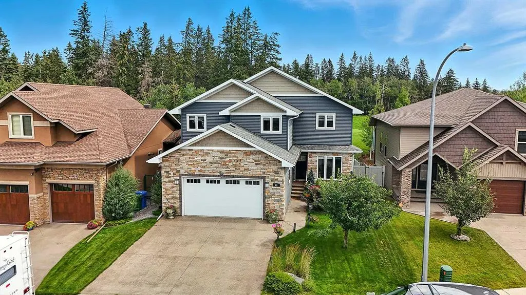 66 Grove Close