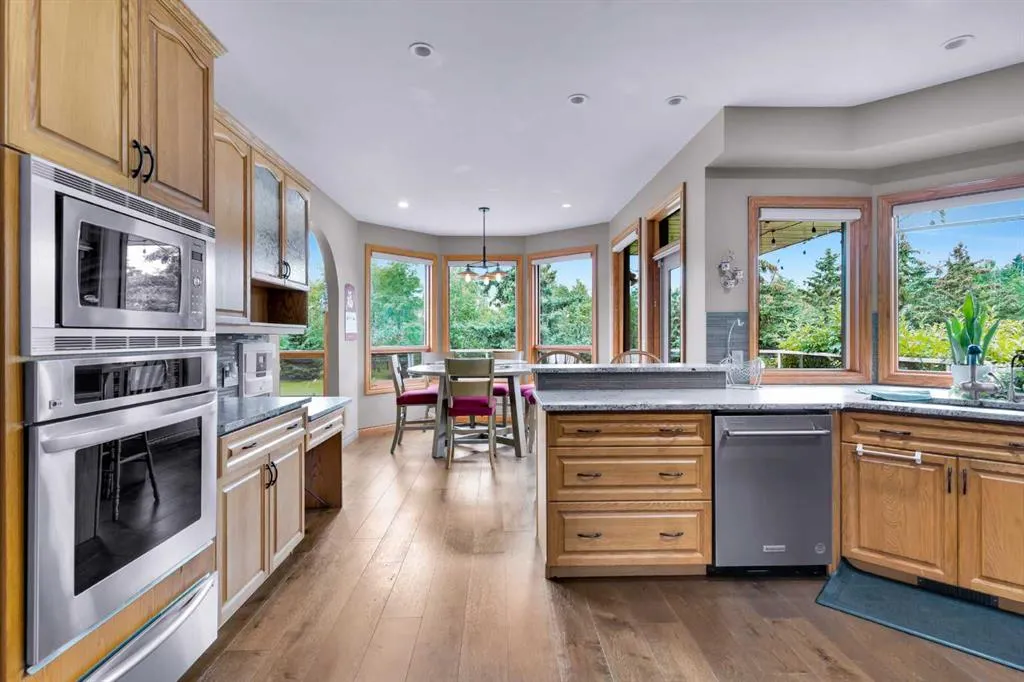 30 Springland Manor Drive