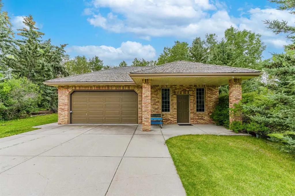 30 Springland Manor Drive