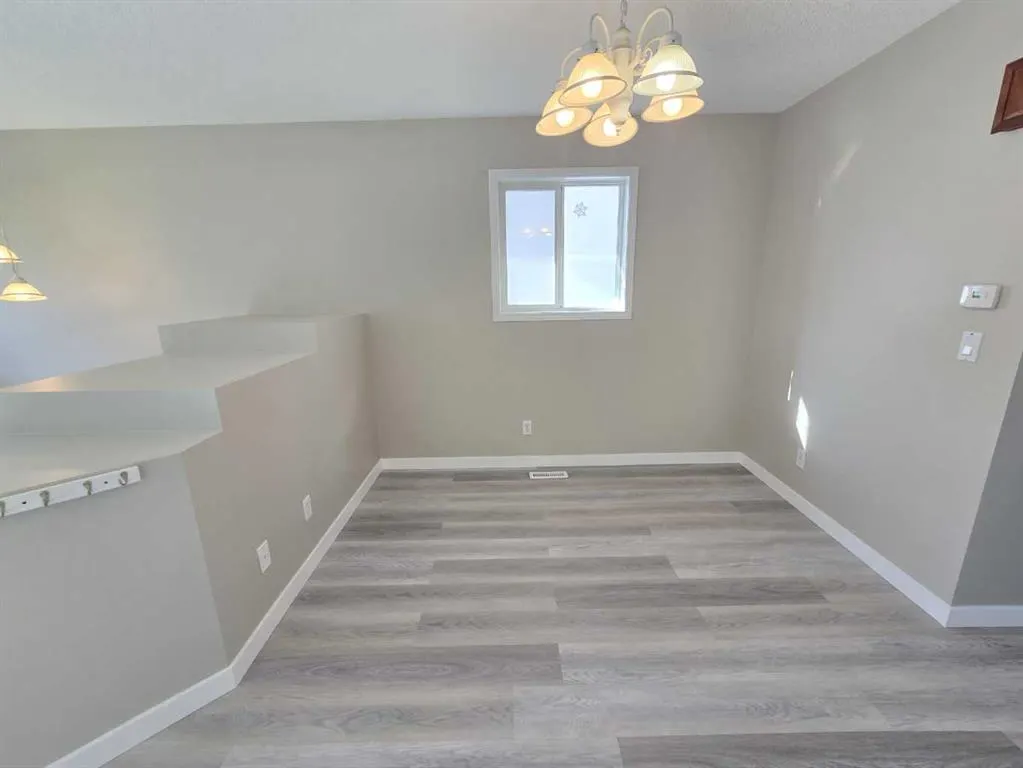 12 tarington Manor