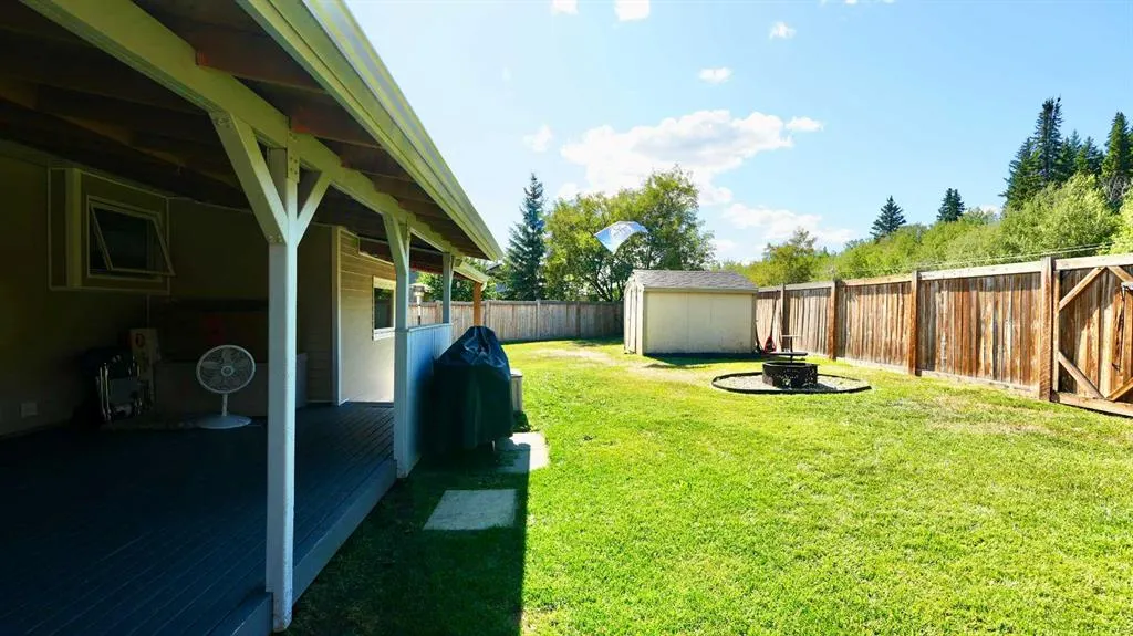 9101 128 Avenue
