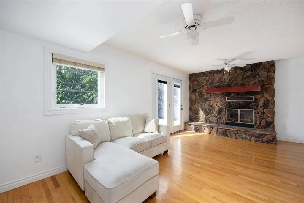 145 Dundas Road