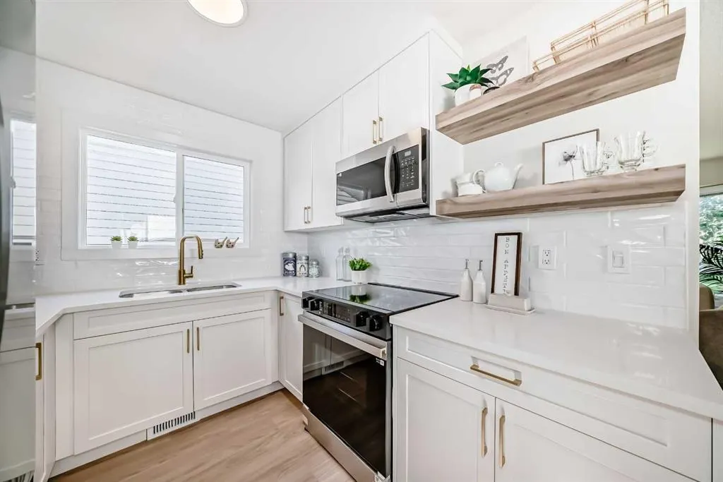 102 Sunbank Way SE